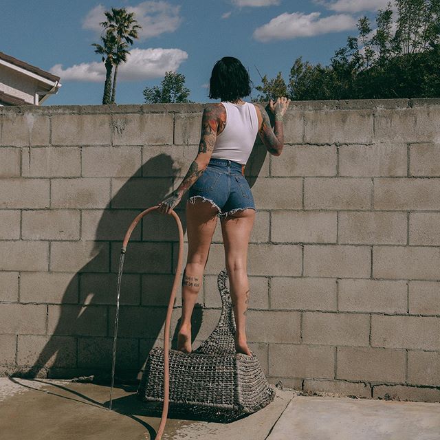 “Kehlani Walks Us Through Her Tumultuous Relationship With Life and Love on ‘It Was Good Until It Wasn’t’” words by @IAMNJERA)
📍 Click the link in our bio to read the full review on TheDemoTape.com
